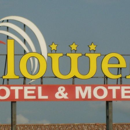 Hotel Motel Flower Novi Ligure Dış mekan fotoğraf
