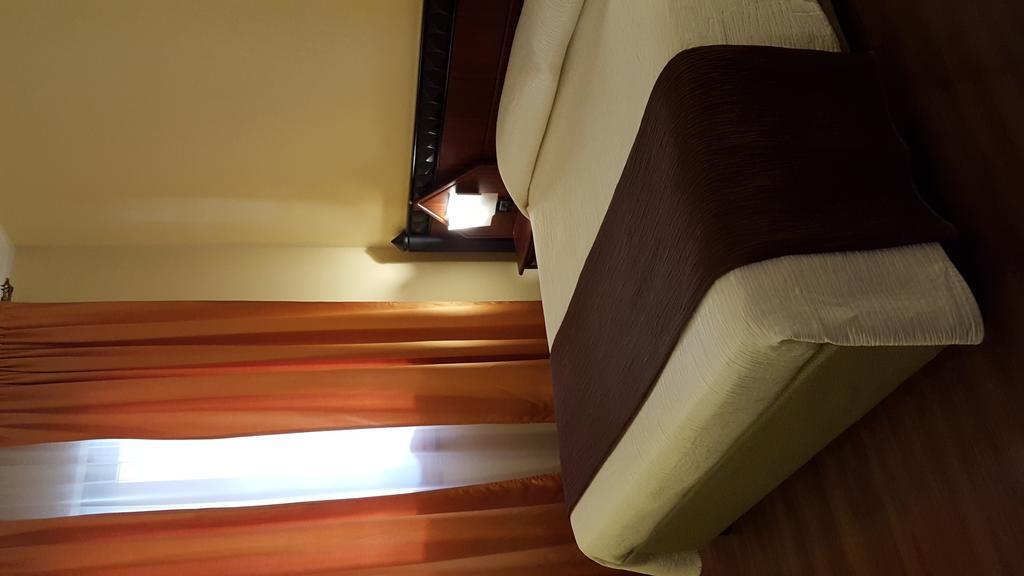 Hotel Motel Flower Novi Ligure Dış mekan fotoğraf
